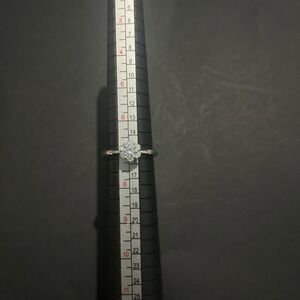 Size 7 925 Stamp Sterling Silver Flower Ring Cz